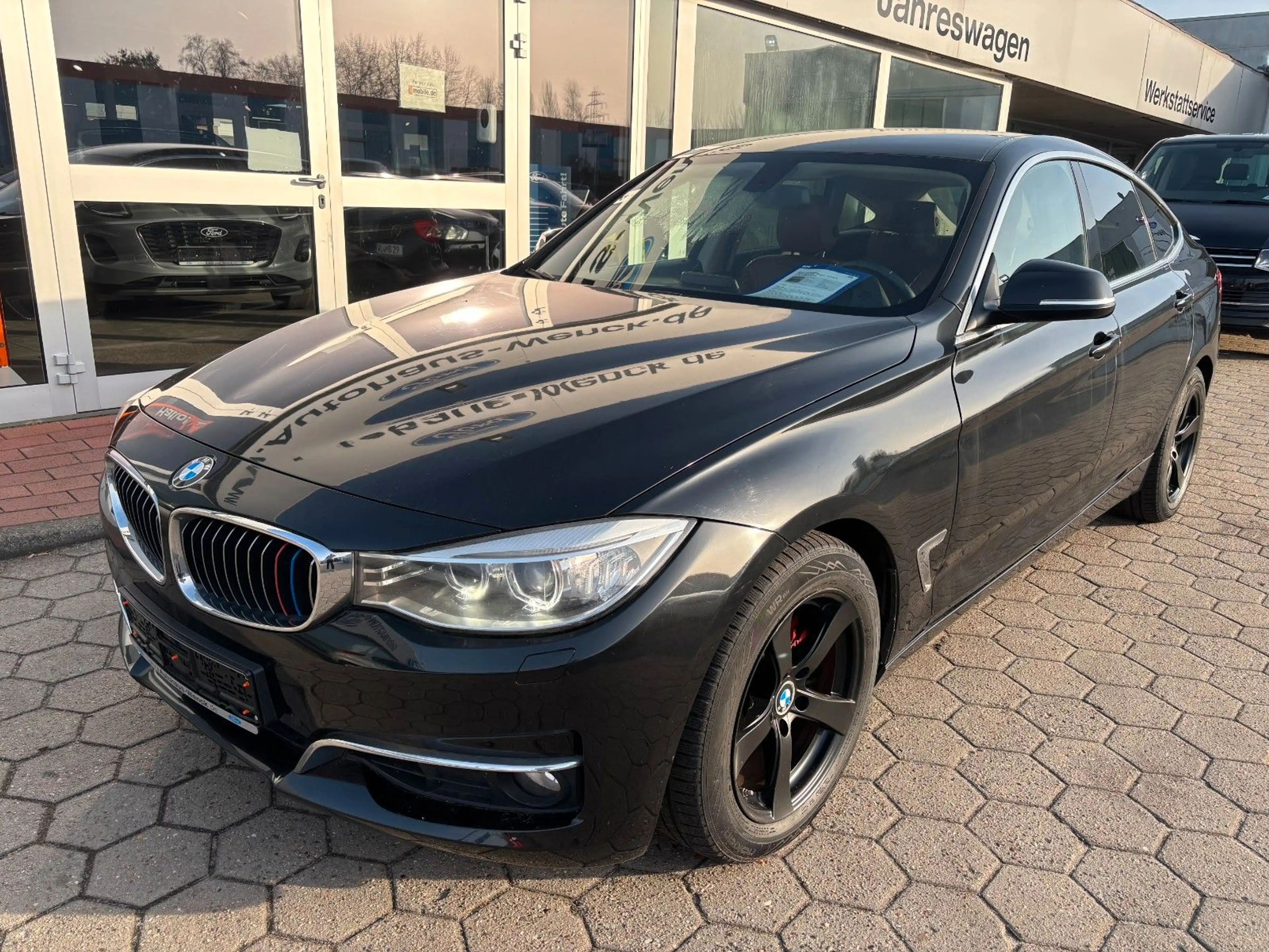 BMW 325 3 Gran Turismo * Luxury 3.HAND*NAVI*LEDER — photo 2