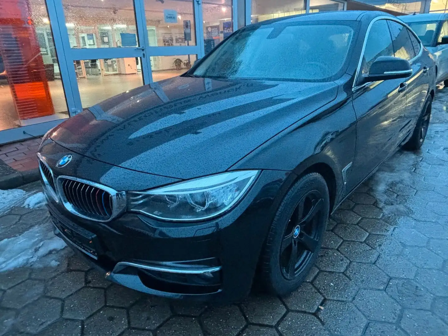 BMW 325 3 Gran Turismo * Luxury 3.HAND*NAVI*LEDER Schwarz - 2