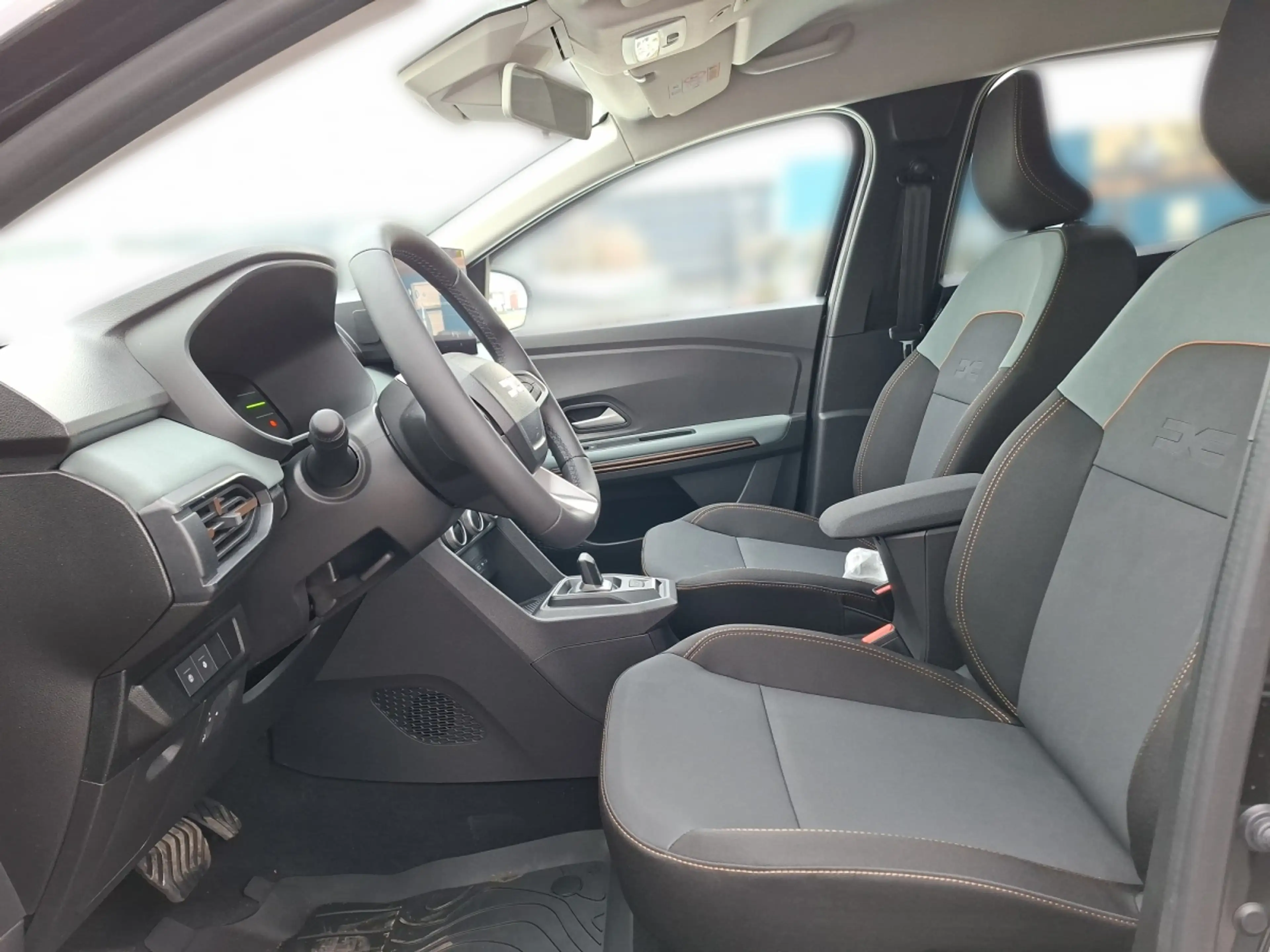 Dacia Jogger Extreme Hybrid 155 — photo 5