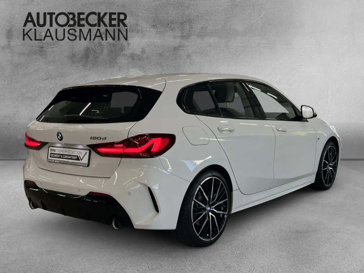 BMW 120 d AUTOMATIK M SPORT LC PROF NAVI HuD LED PDC Weiß - 2