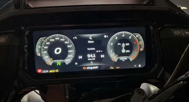 Harley-Davidson Road Glide - foto 7