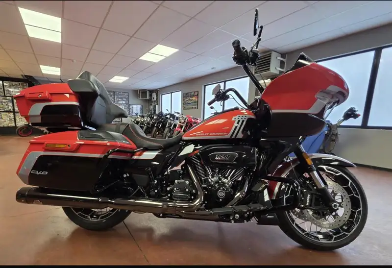 Harley-Davidson Road Glide - foto 2