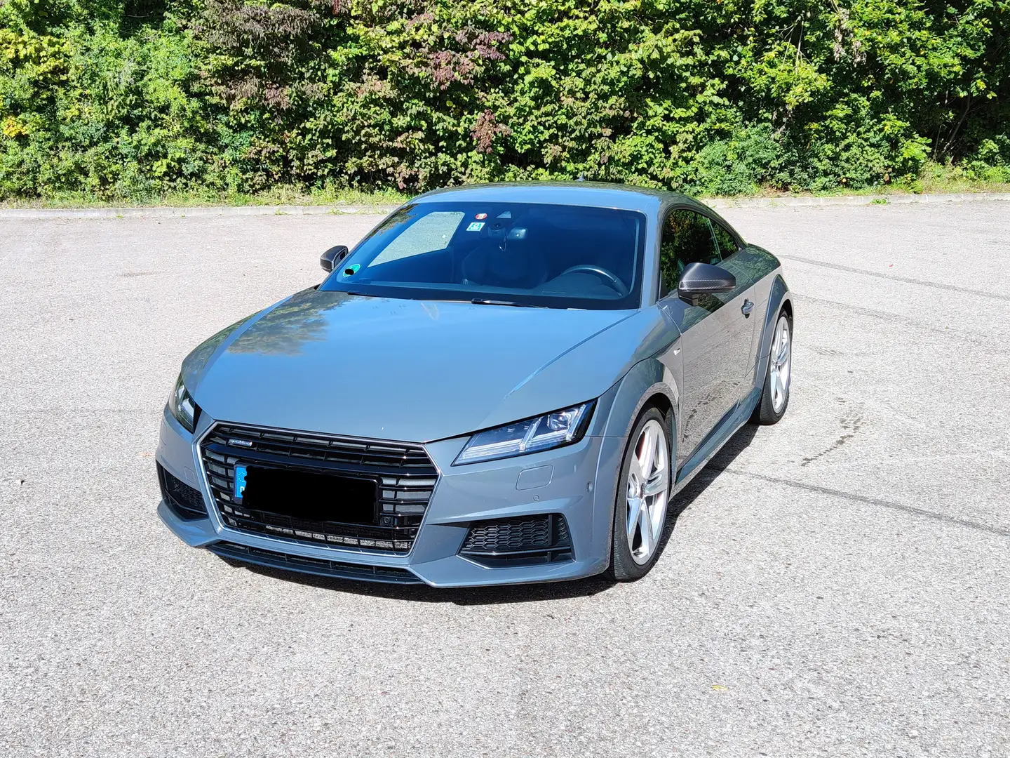 Audi TT TT Coupe 2.0 TFSI quattro S tronic Grau - 2
