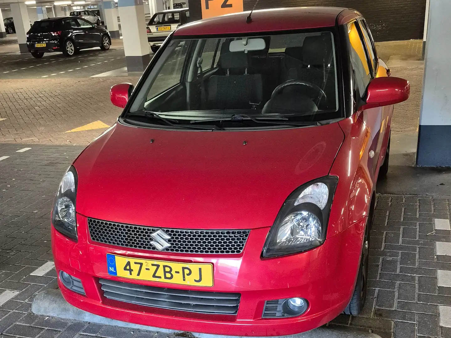 Suzuki Swift Swift 1.3 Exclusive Rood - 1
