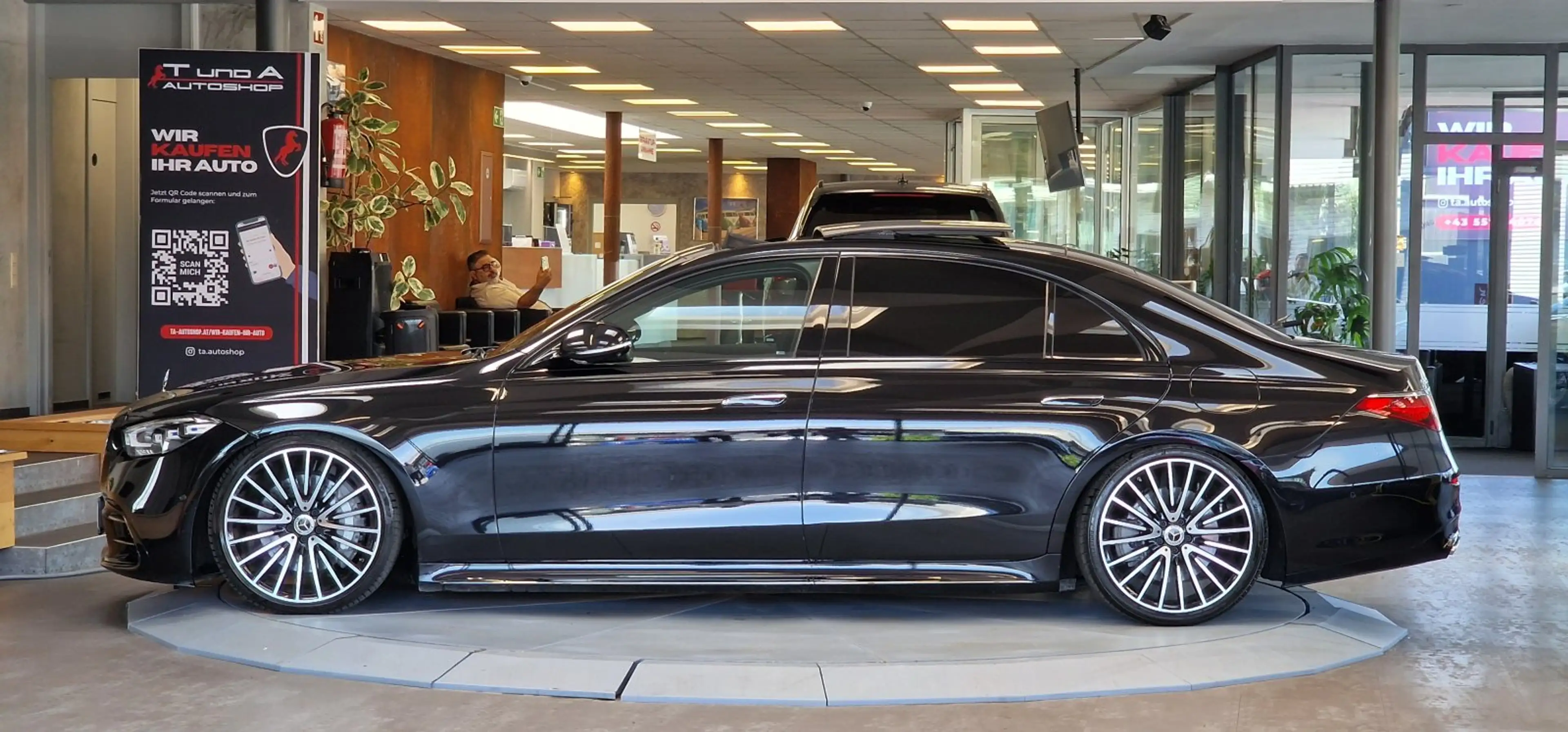 Mercedes-Benz S 580 e Lang AMG-Line 1-Hand Aut. *Head-up*Pano*360°*Luf — photo 4