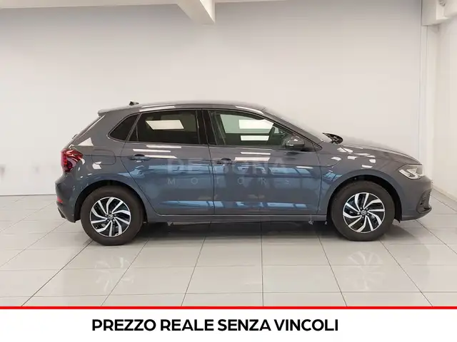 Volkswagen Polo view 6