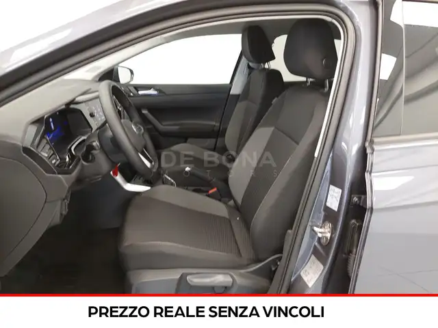 Volkswagen Polo view 7