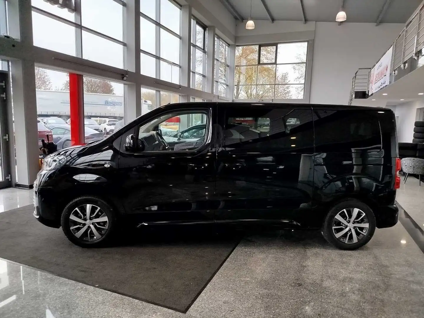 Toyota Proace Verso L1 7 Sitzer Automatik VIP/Lounge Schwarz - 2