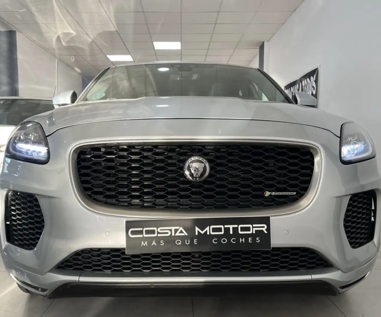 Jaguar E-Pace 2.0D I4 R-Dynamic S AWD Aut. 150 Gris - 2