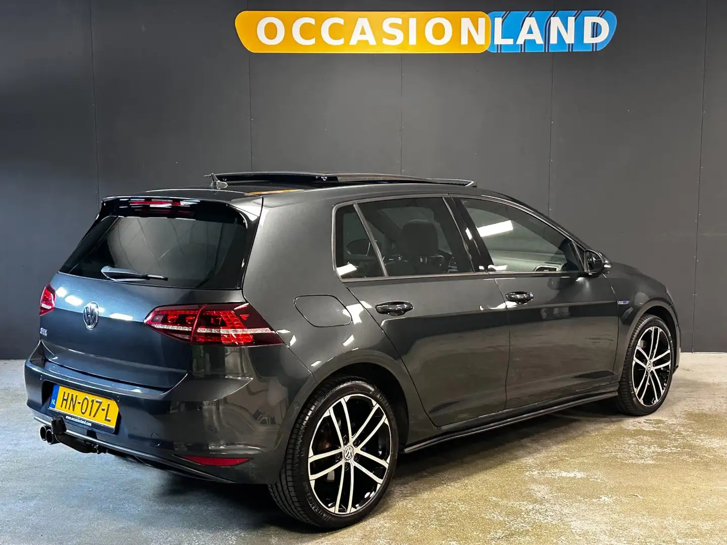 Volkswagen Golf GTE 1.4 TSI GTE|PANO|ACC|CARPLAY|CAMERA|LED|DAB|BLUETO Zwart - 2