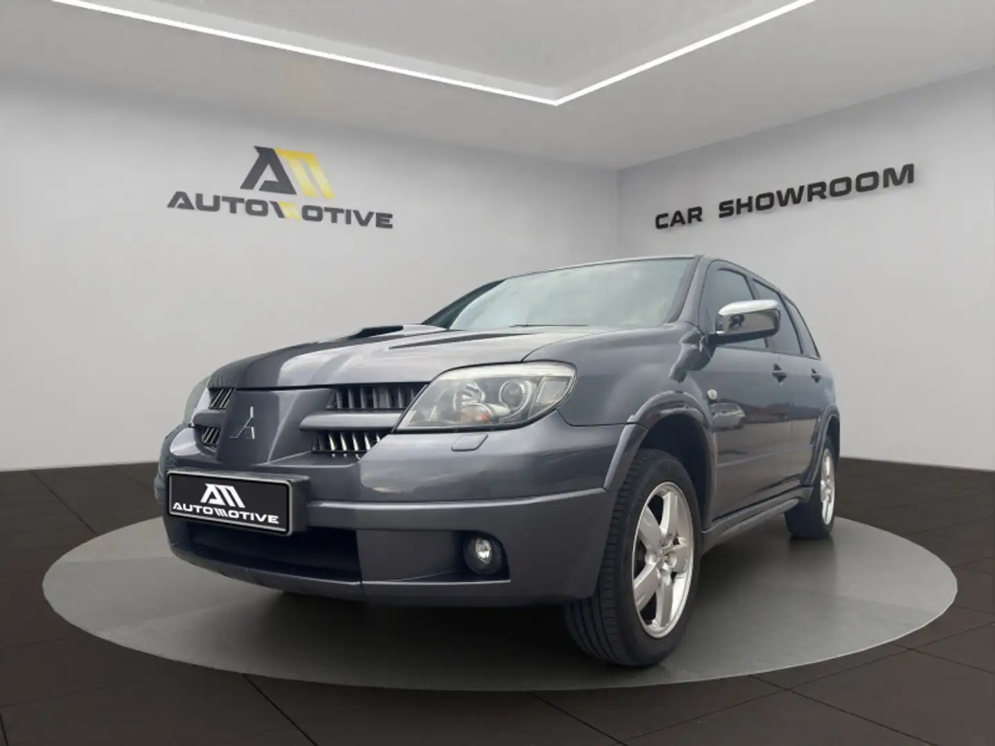 Mitsubishi Outlander 2.0 TURBO 4WD 202CV 4X4 - 1