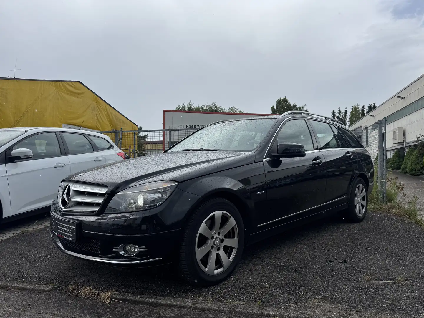 Mercedes-Benz C 250 T Special Edition*Alu*Automatik*Xenon*AHK*Leder Negru - 1