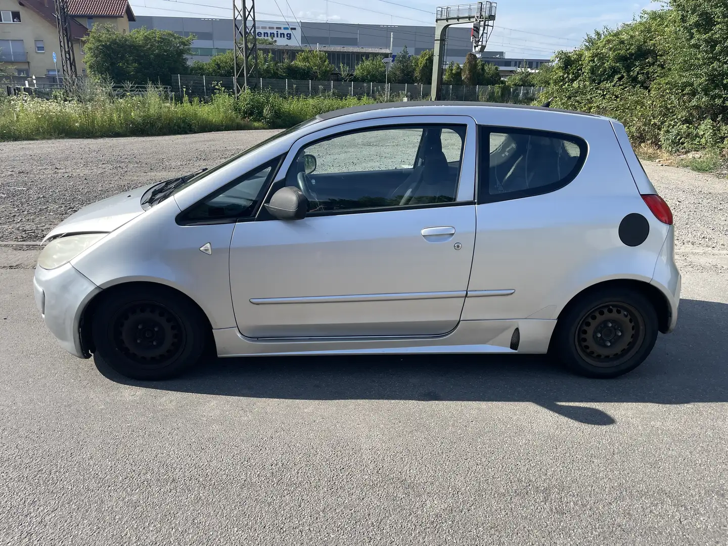 Mitsubishi Colt 1.1 Motion Grau - 2