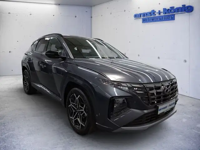 Hyundai Tucson view 2