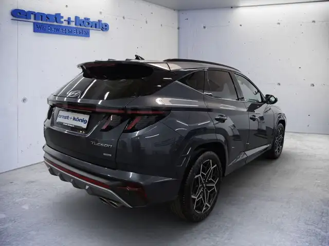 Hyundai Tucson view 3