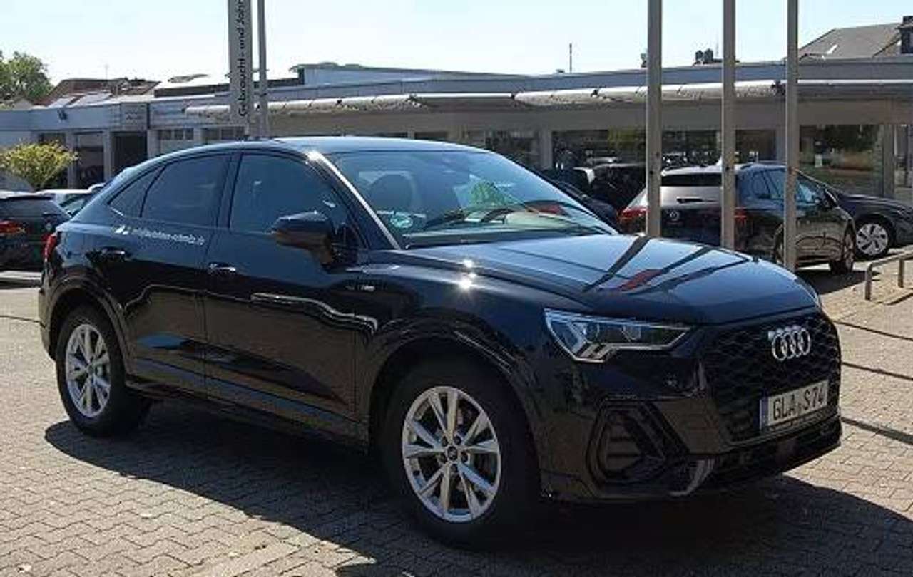 Audi Q3 Sportback 35 1.5 tfsi S line S-tronic Identity black 2021 18"