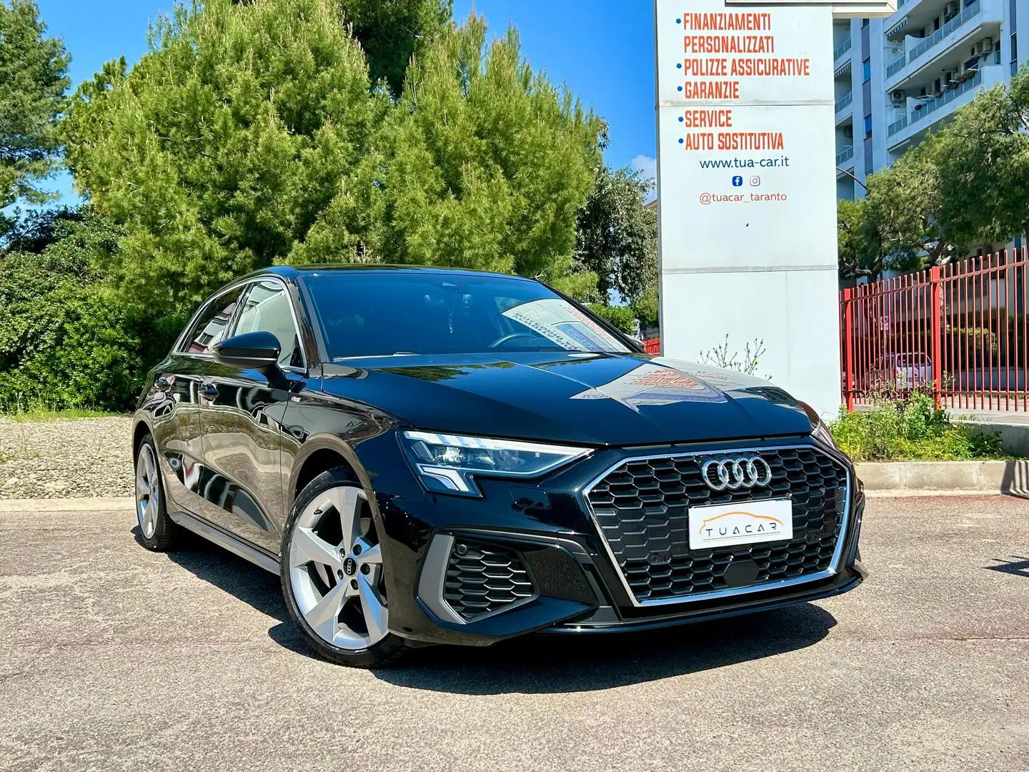 Audi A3 S Line Edition 2.0 30 TDI Nero - 2