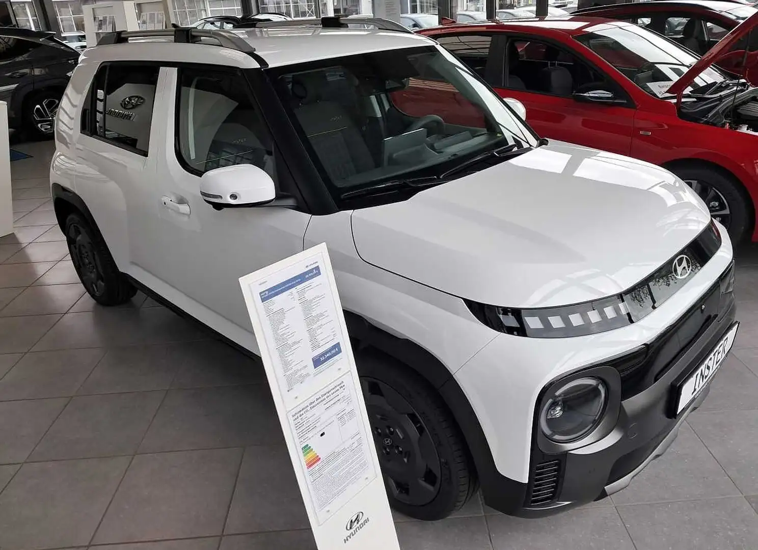 Hyundai Inster Cross 49kWh /11kW OBC/Effizienz-/Assistenz-Paket Weiß - 2