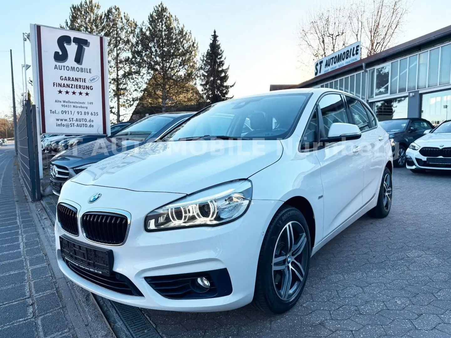 BMW 218 Sport Line*PDC*LED*TEMPO*NAVI Weiß - 1