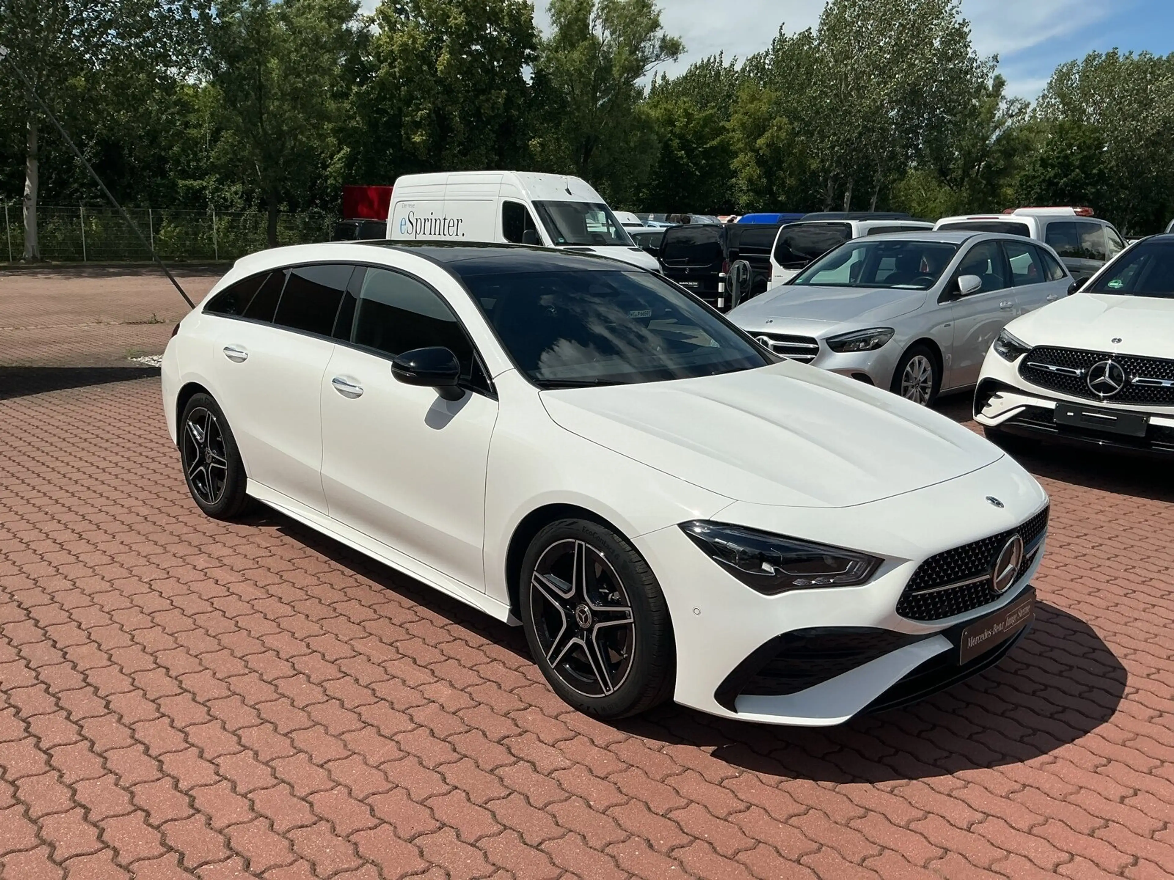 Mercedes-Benz CLA 200 CLA 200 SB AMG PanoD RüKa Multibeam Nightp Sound — photo 3
