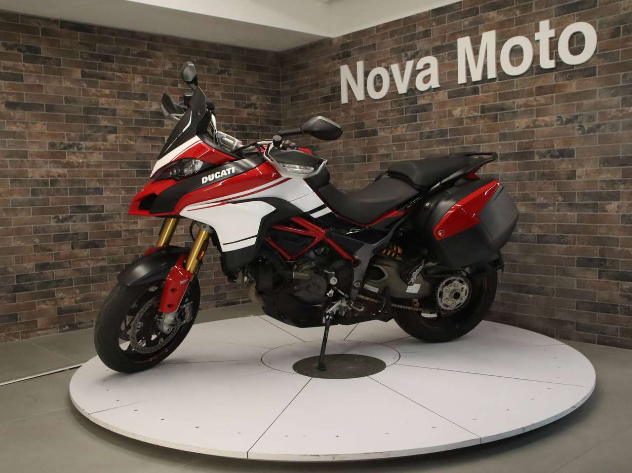 Ducati Multistrada 1200 Pikes Peak my16
