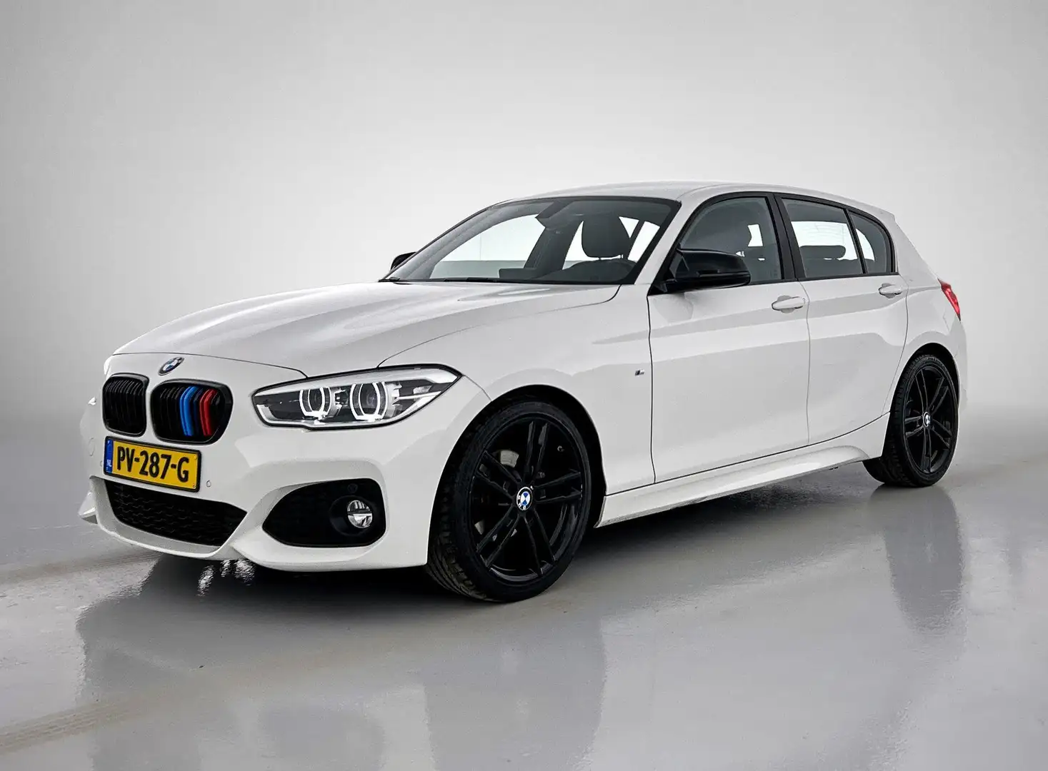 BMW 118 1-serie 118i Corporate Lease High Executive M-Spor Wit - 1