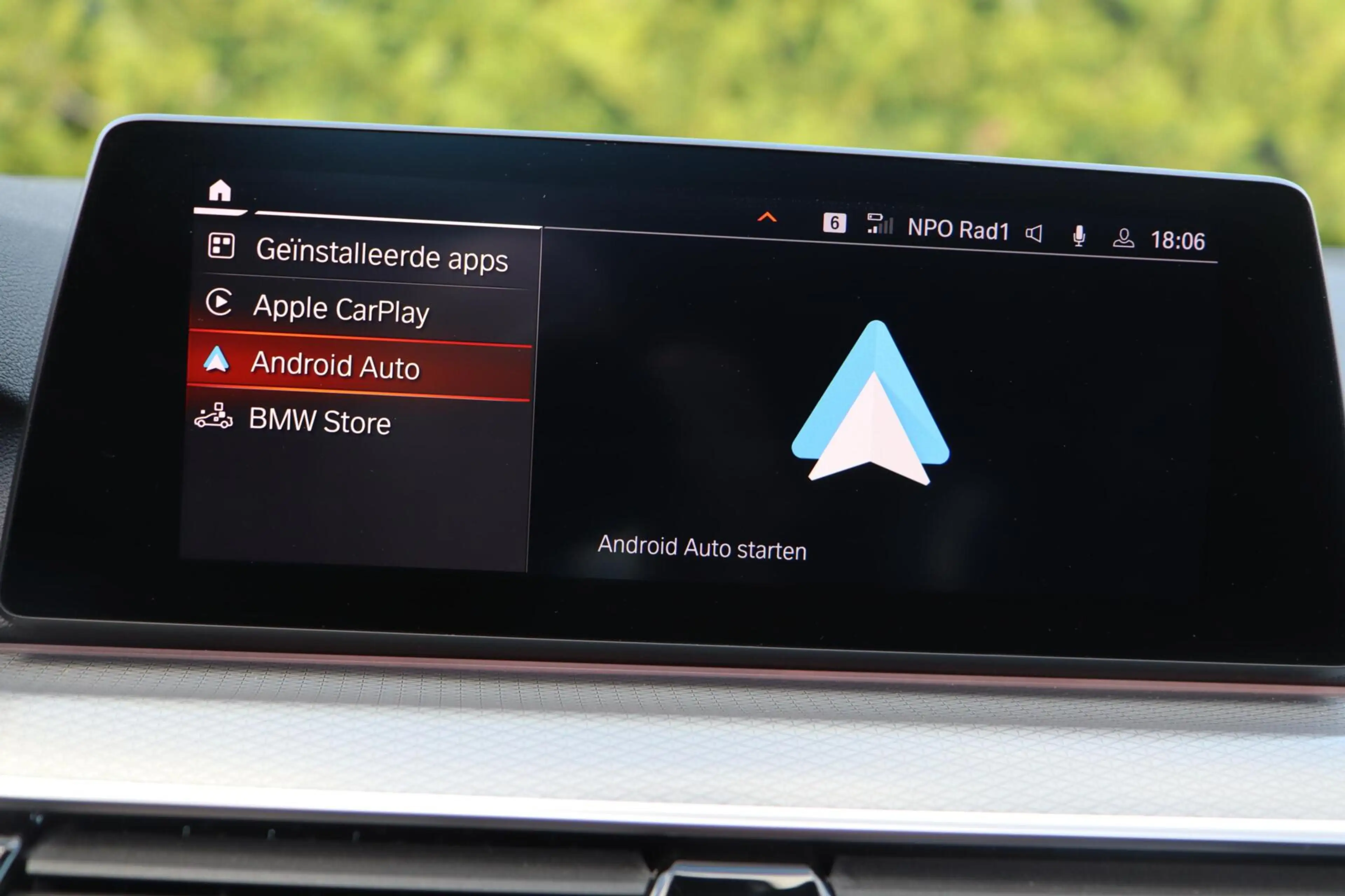 BMW 530 5-serie Touring 530i xDrive High Executive | PANO — photo 35