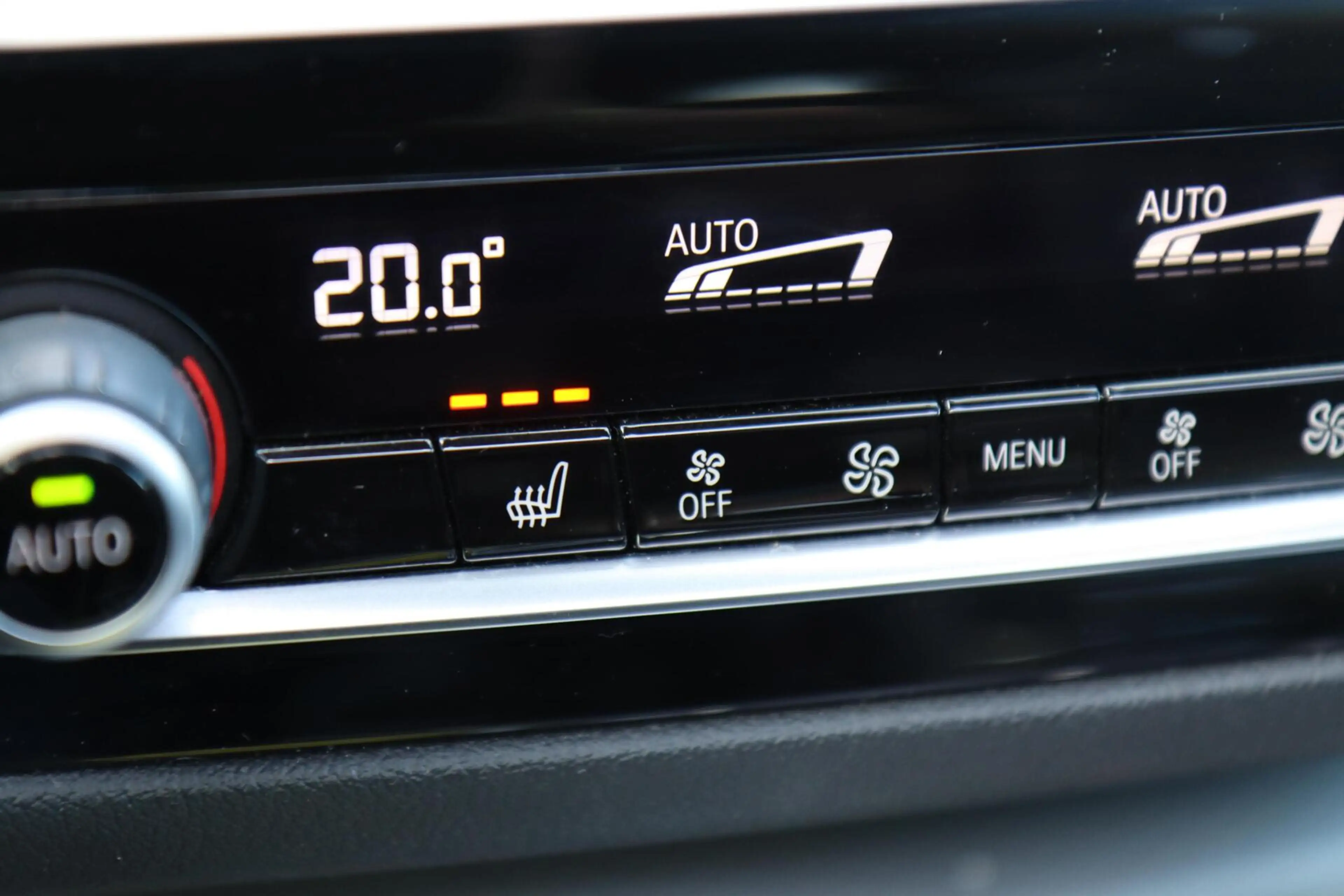 BMW 530 5-serie Touring 530i xDrive High Executive | PANO — photo 32