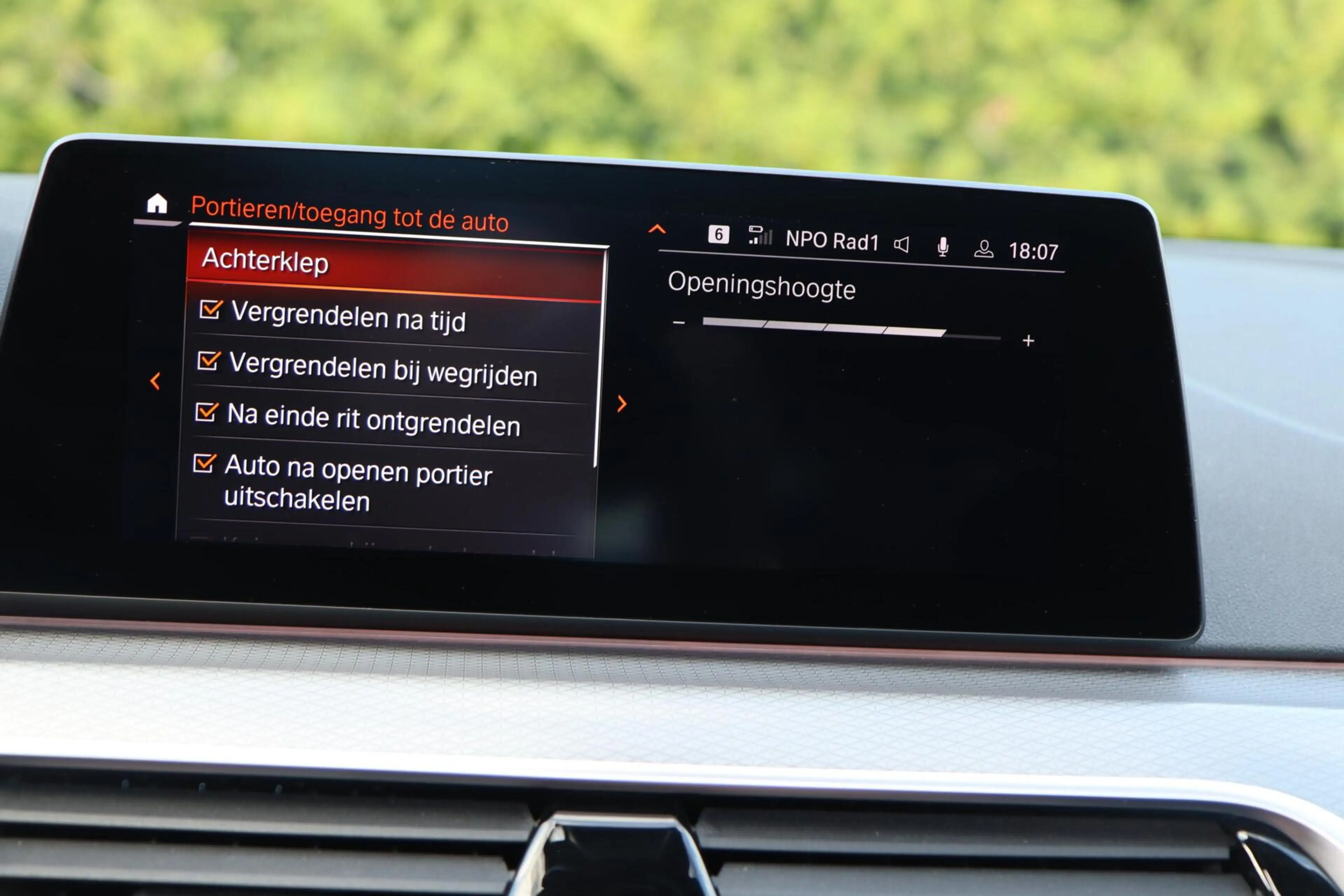 BMW 530 5-serie Touring 530i xDrive High Executive | PANO — photo 45