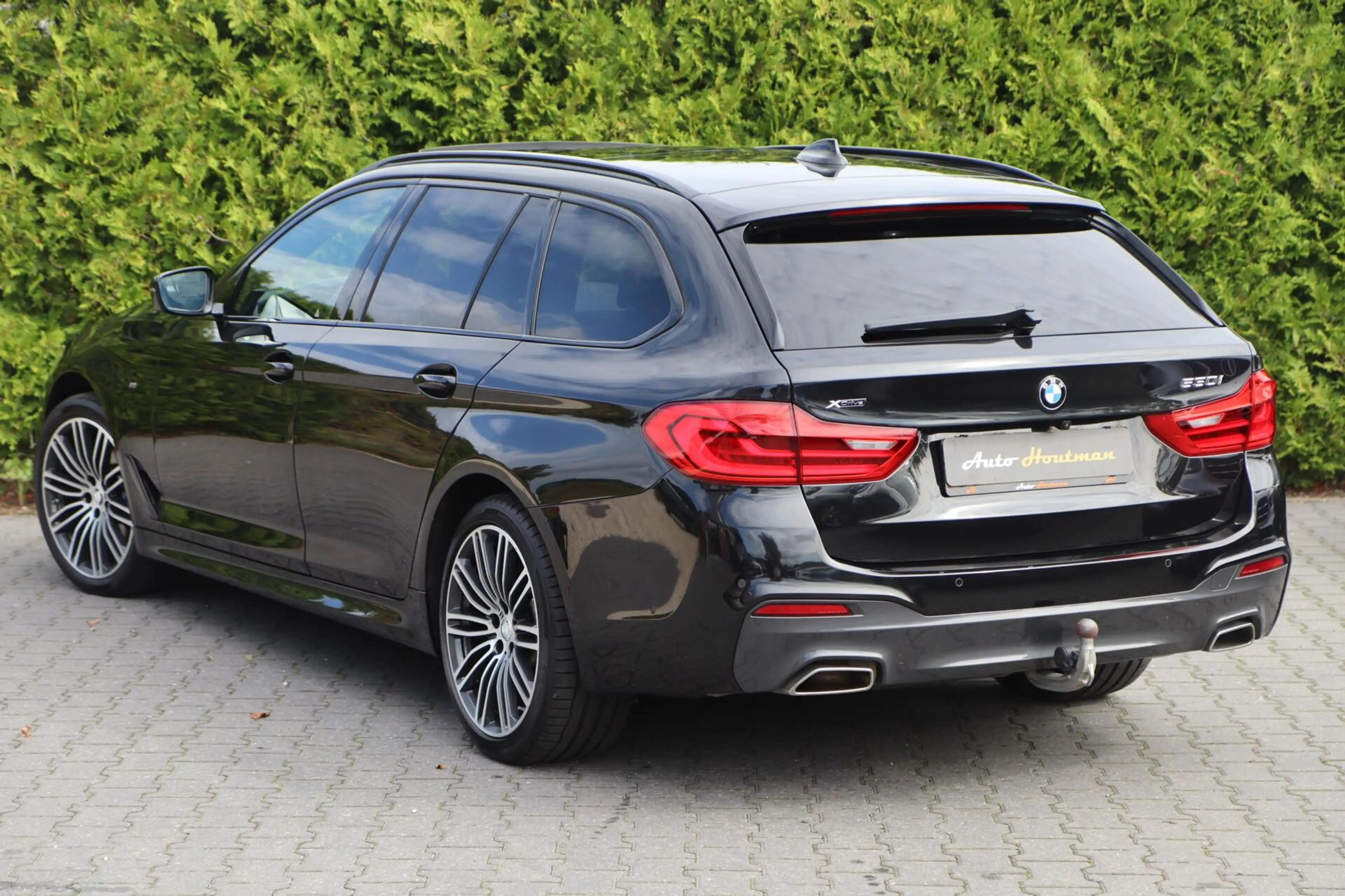 BMW 530 5-serie Touring 530i xDrive High Executive | PANO — photo 2
