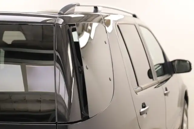 Mercedes-Benz M-Class view 27