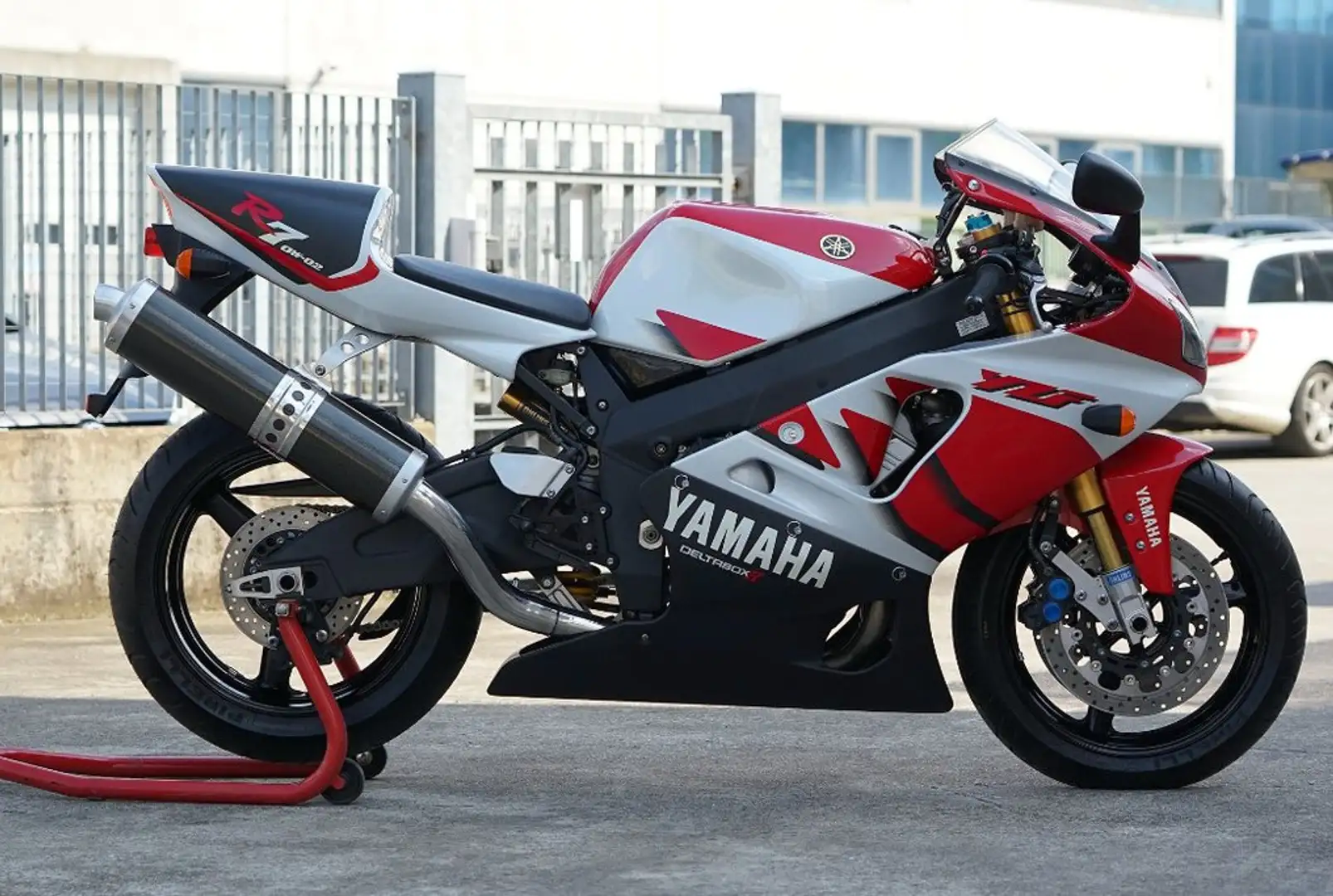 Yamaha YZF-R7 - 2