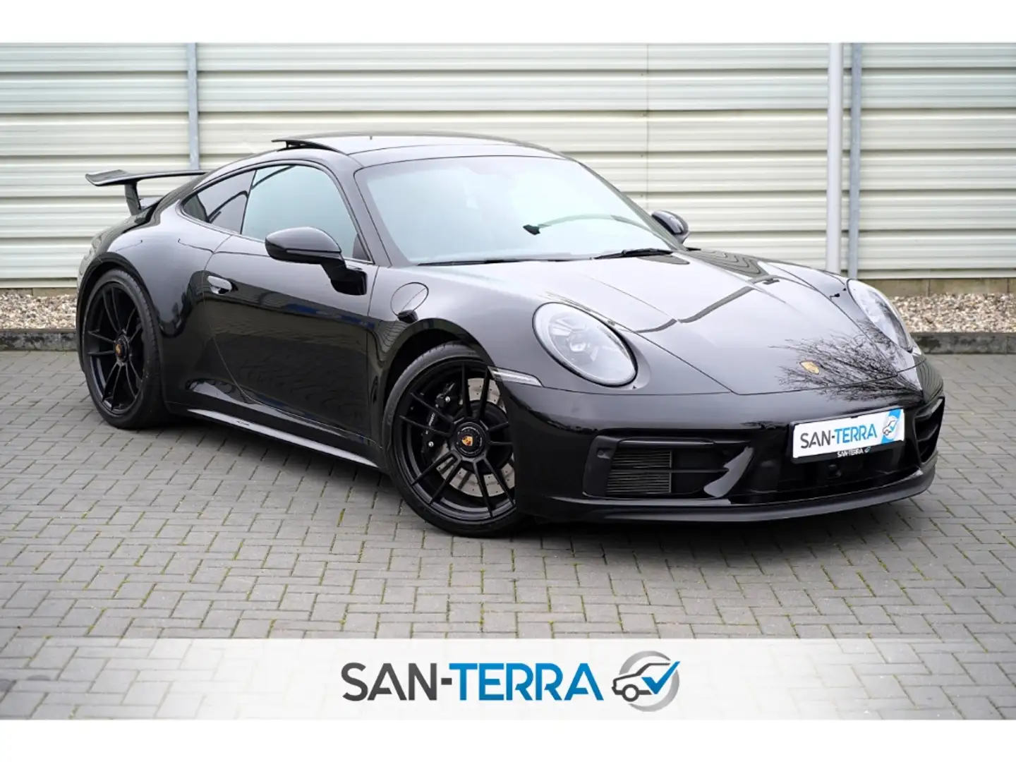 Porsche 992 GTS AERO*PANO*PDLS+*BOSE*INNO*KEYLESS*PASM*TEMPOMA Schwarz - 1