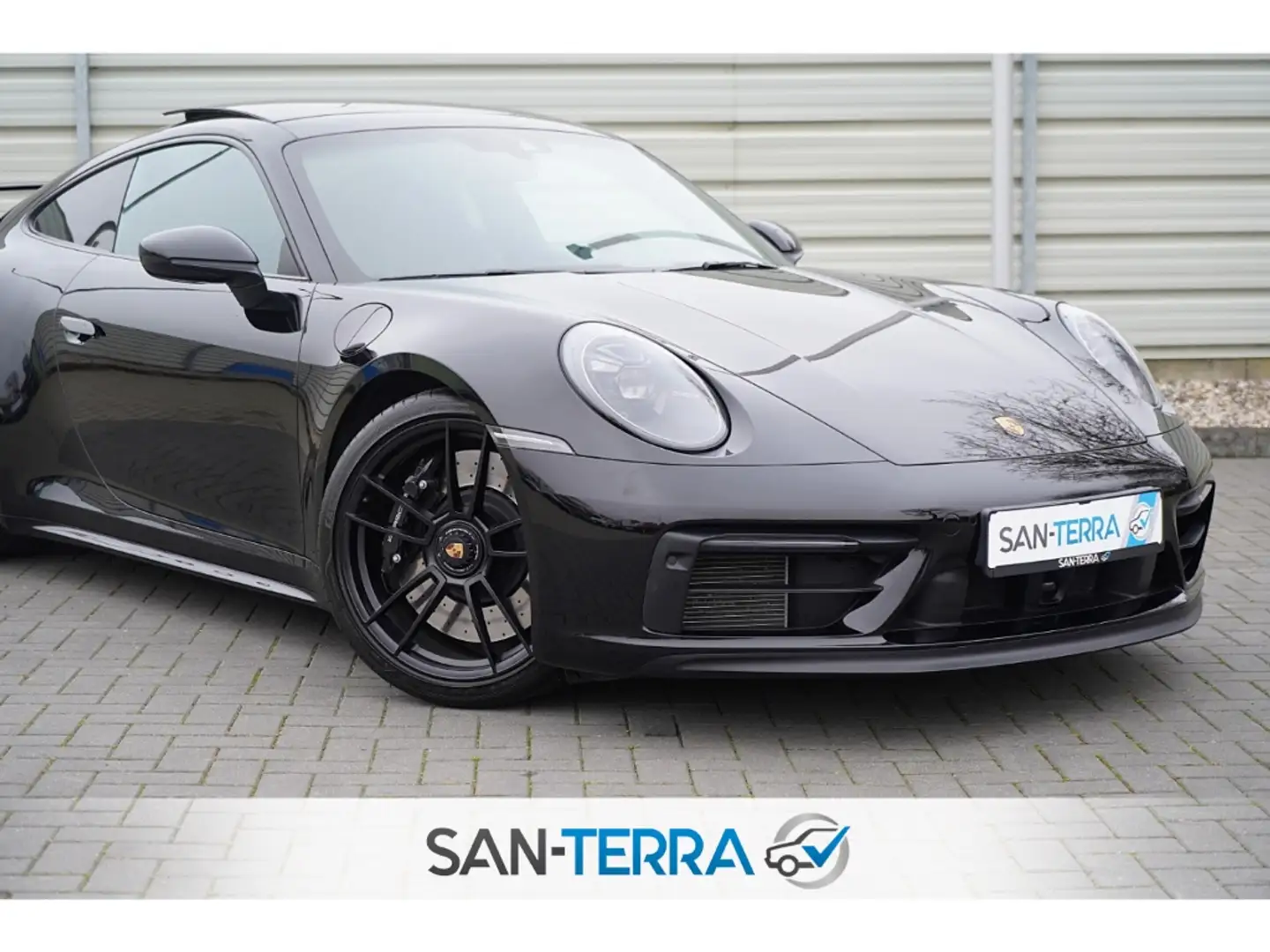 Porsche 992 GTS AERO*PANO*PDLS+*BOSE*INNO*KEYLESS*PASM*TEMPOMA Schwarz - 2