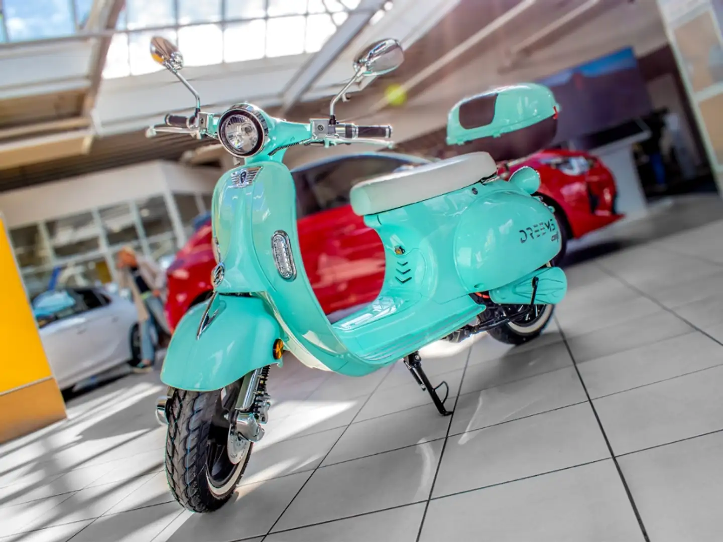 Dreems Amalfi Retro Elektroroller 45km/h 3kW Verde - 1