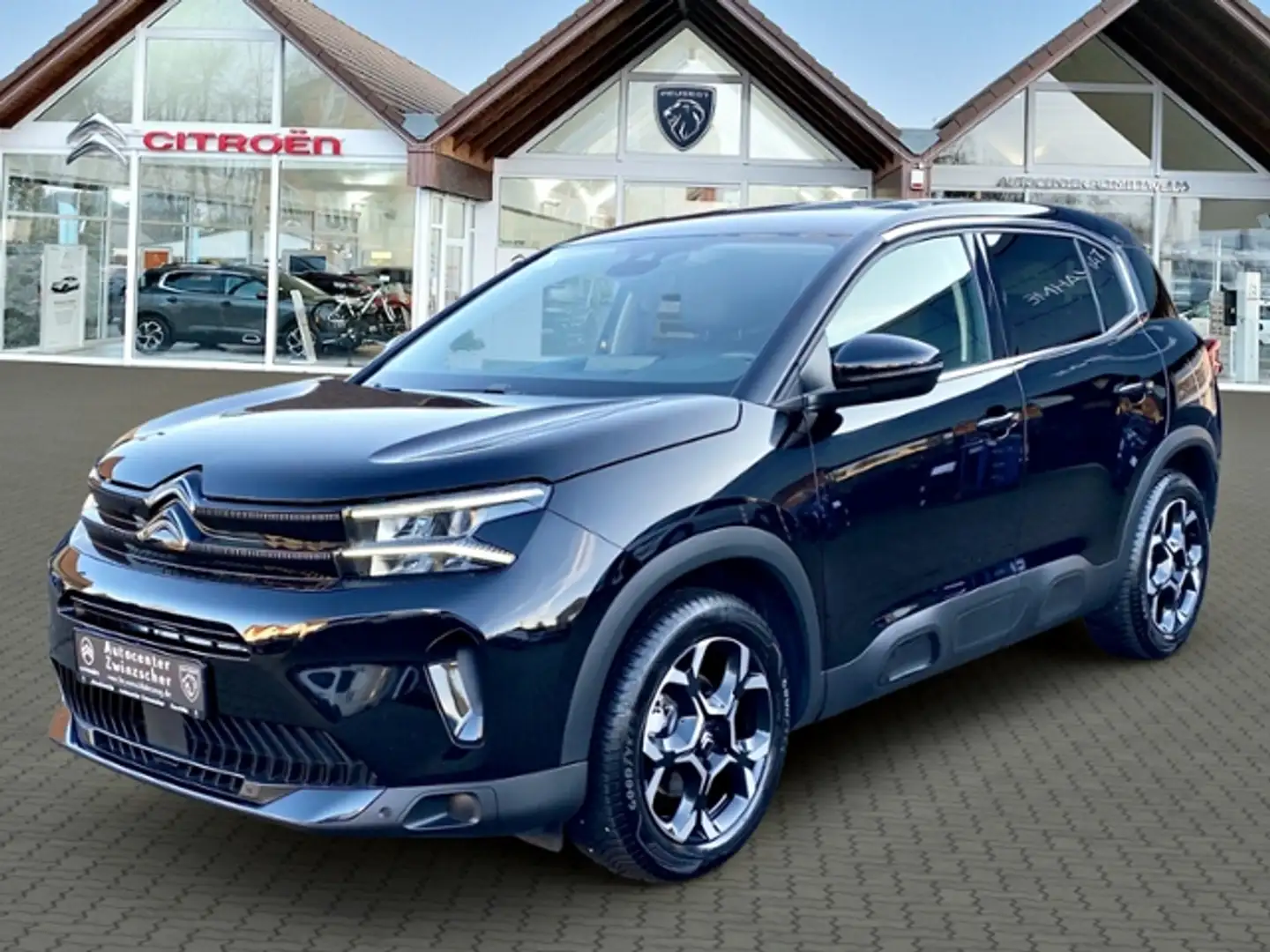 Citroen C5 Aircross Plus Hybrid 145 E-DSC6 Plus Hybrid 145 E-DSC6 Schwarz - 1