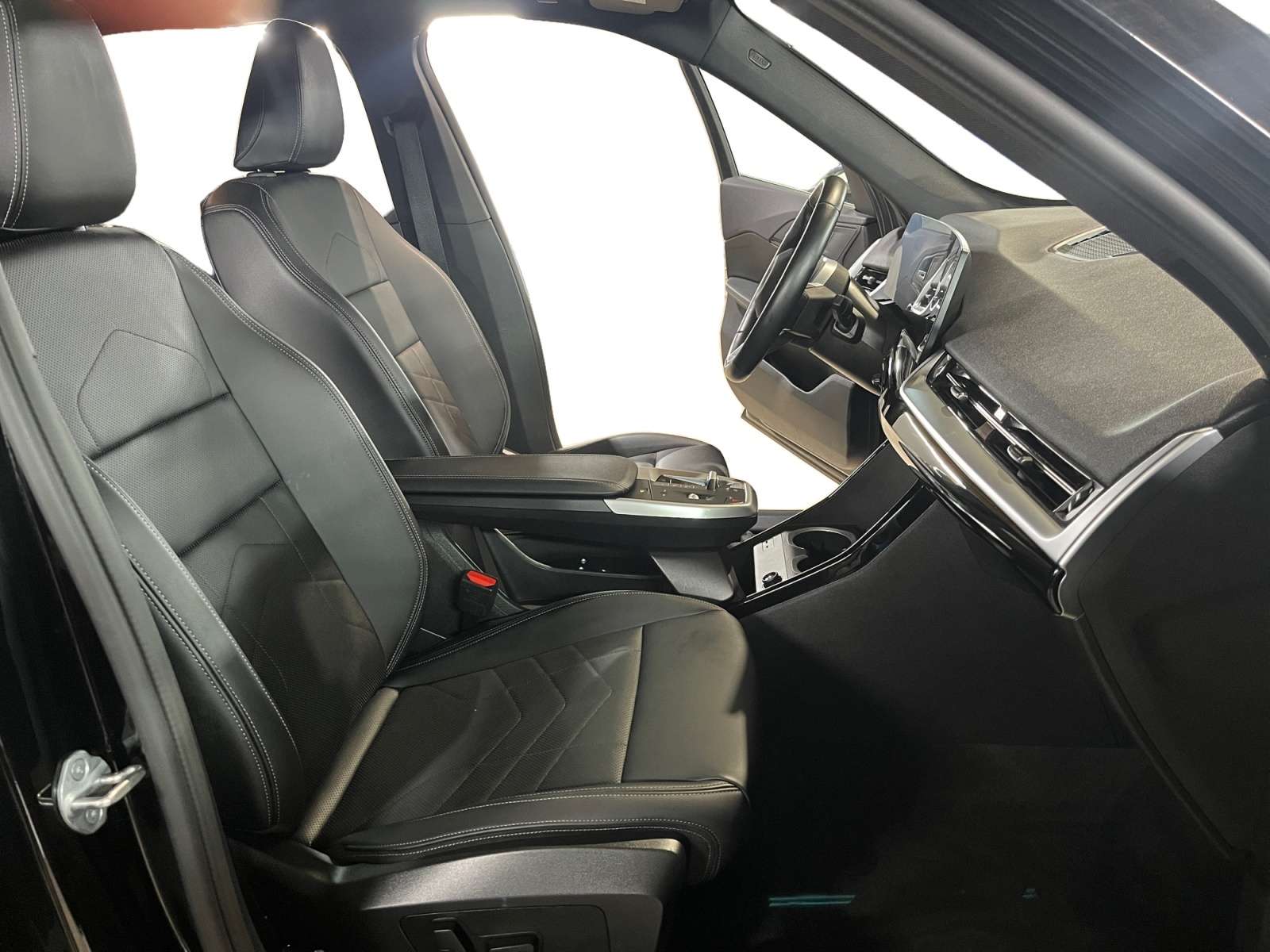 2025 BMW X1 XDRIVE28I thumb 15