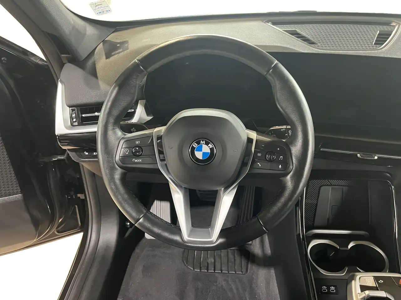 BMW X1 снимка BMW X1