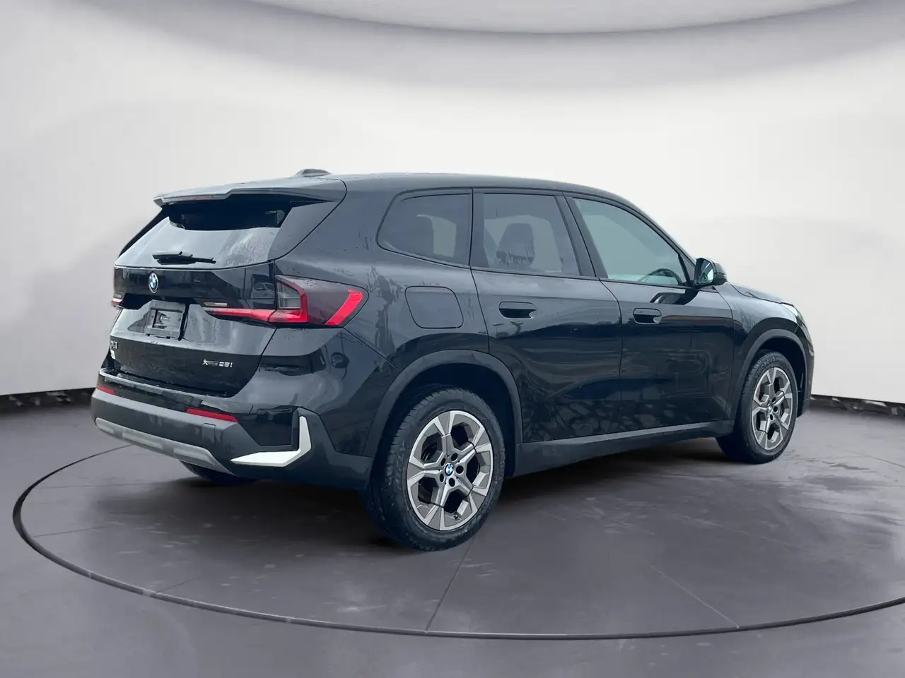 BMW X1 снимка BMW X1