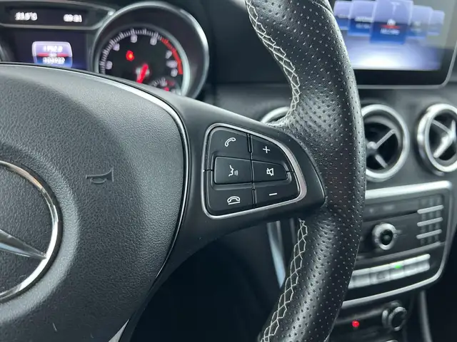 Mercedes-Benz A-Class view 17