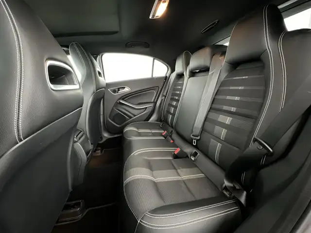 Mercedes-Benz A-Class view 8