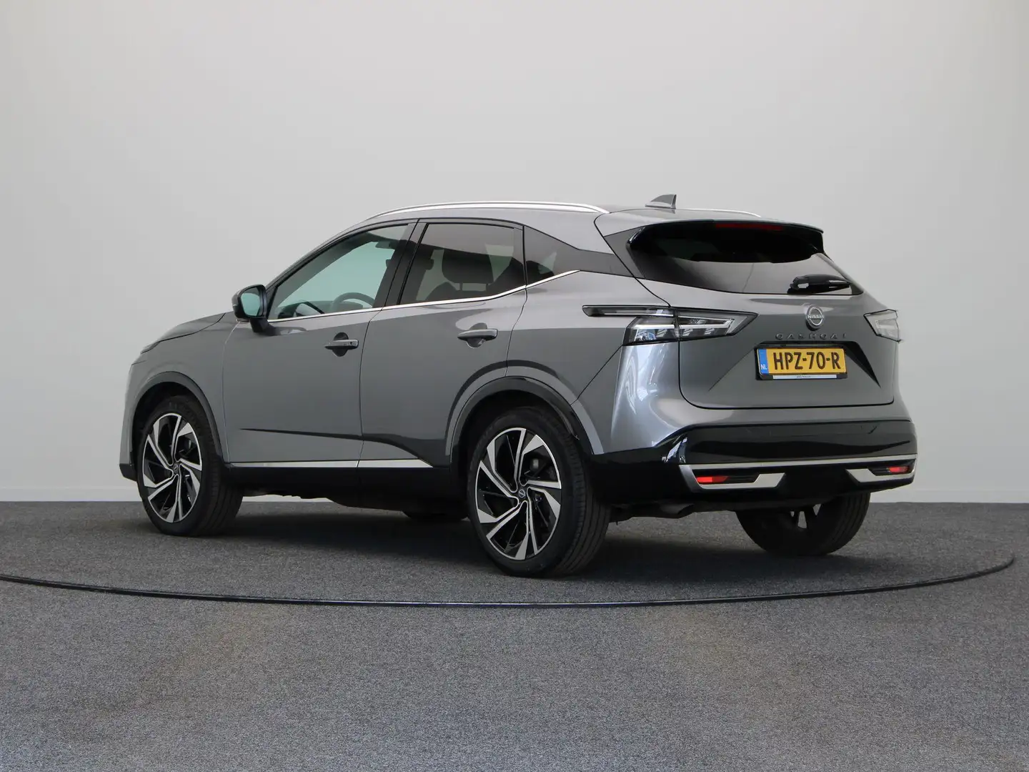 Nissan Qashqai 1.3 MHEV Xtronic Tekna Plus | Trekhaak | Panorama Gris - 2