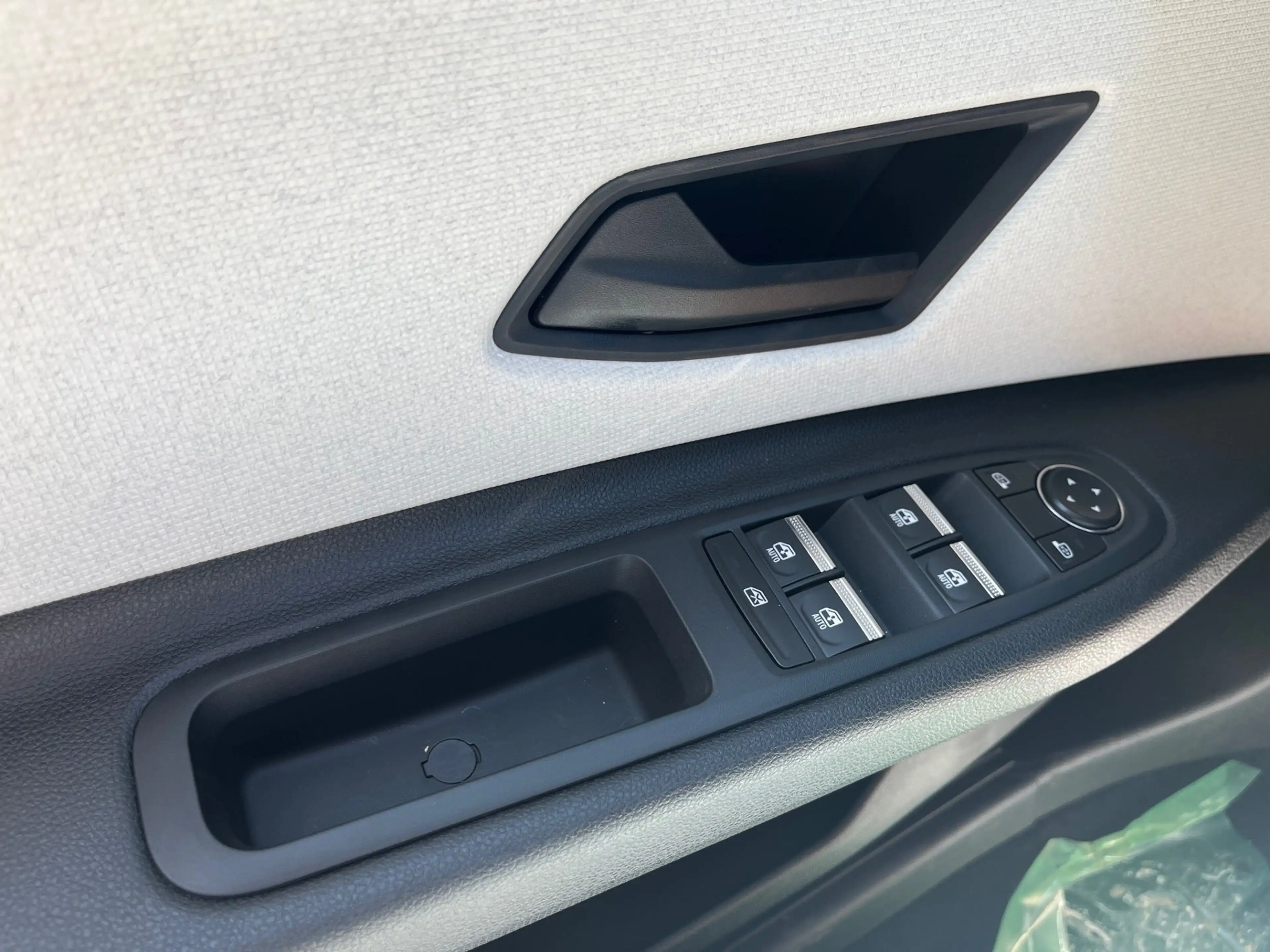 Renault R 4 E-Tech elektrisch Advance 150 Comfort Range — photo 14