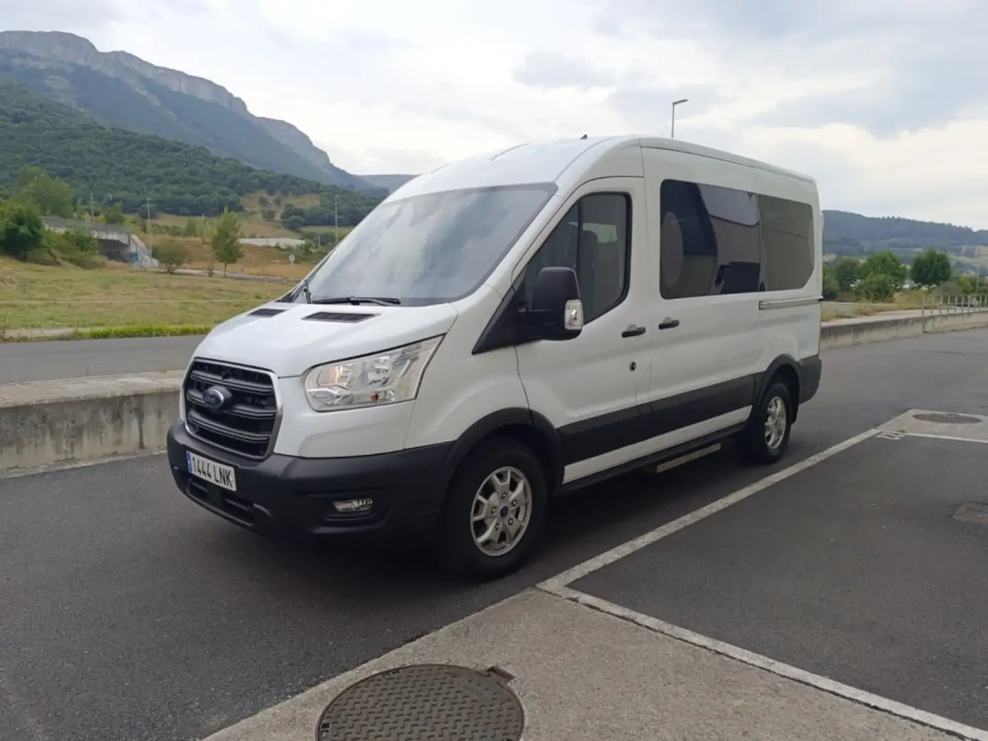 Ford Transit FT 330 EcoBlue Hybrid L2 Kombi Trend 130 Blanc - 2