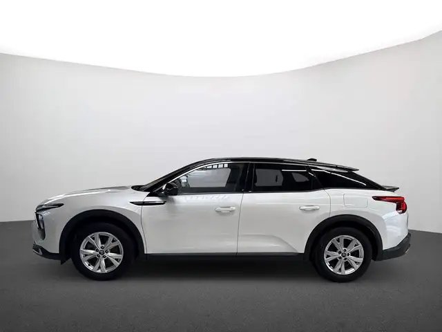 Citroen C5 X view 5