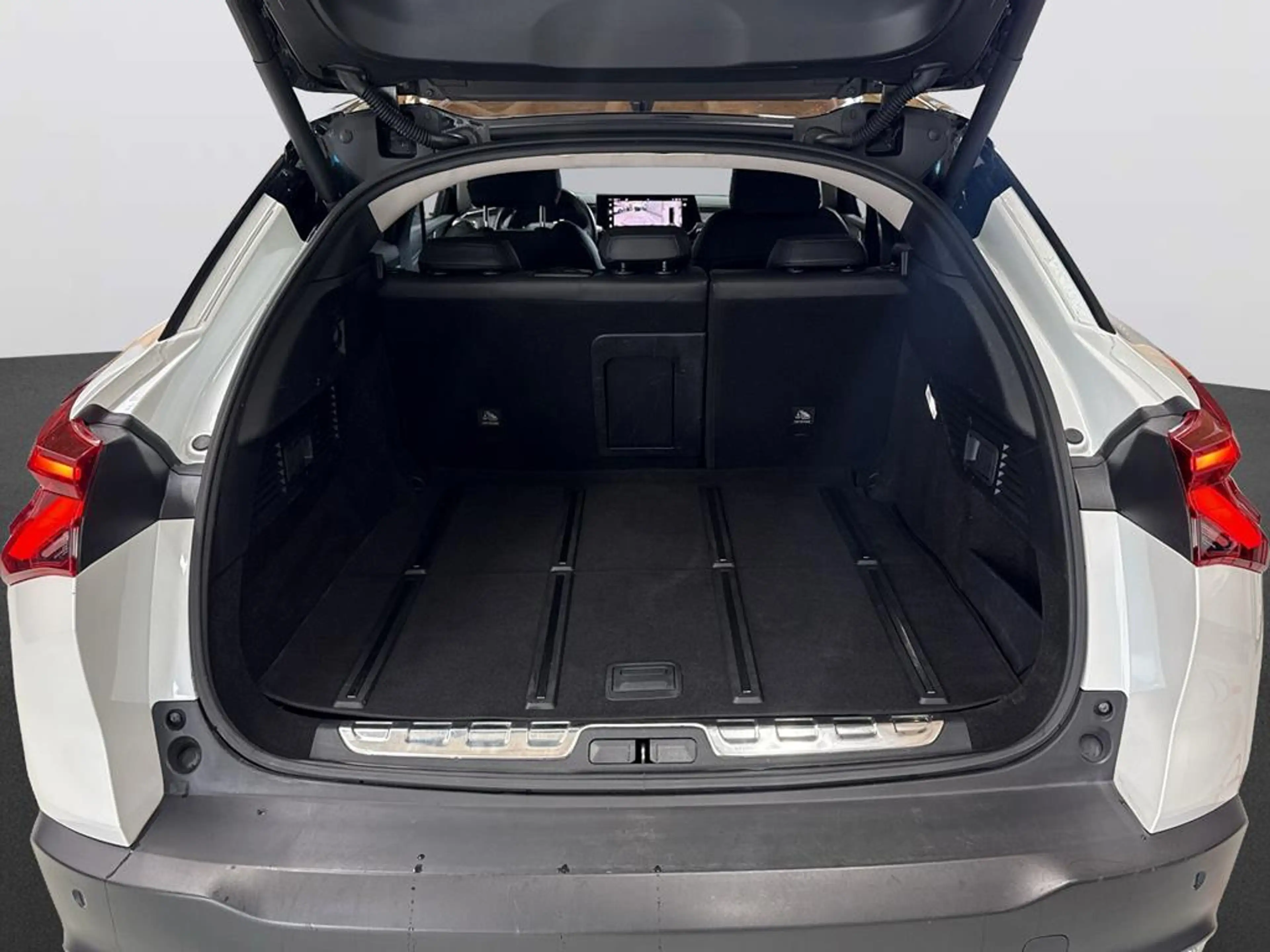 Citroen C5 X Shine Pack Hybrid — photo 9