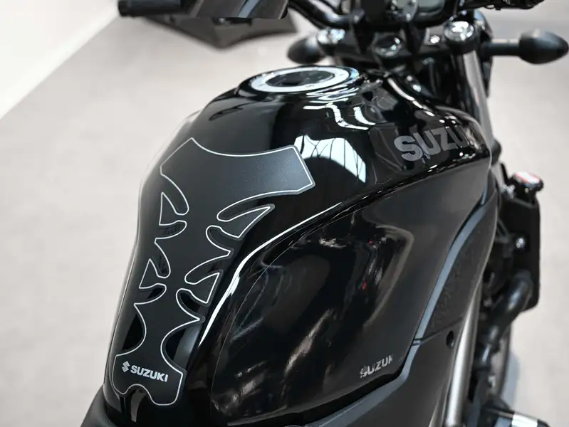 Suzuki SV 650 - foto 7