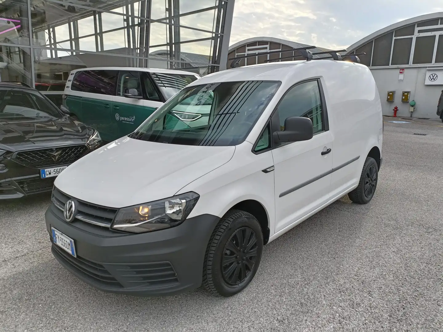 Volkswagen Caddy 2.0 TDI 102 CV PASSO CORTO Bianco - 1