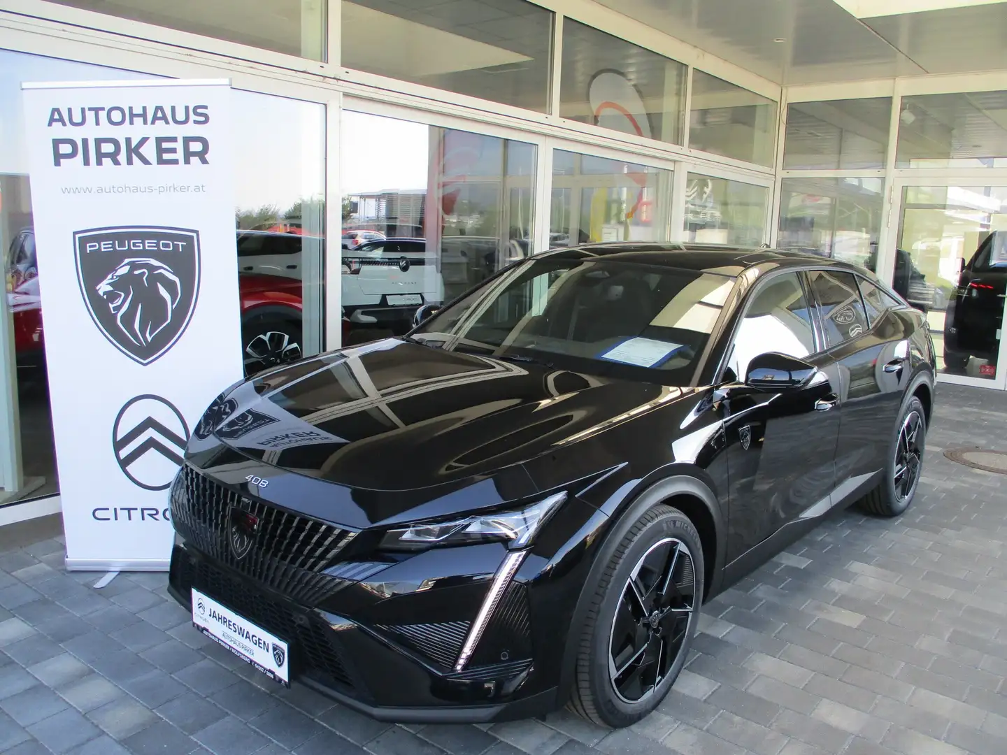 Peugeot 408 Hybrid 145 GT e-DCS6 Schwarz - 1