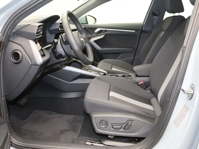 Audi A3 view 9
